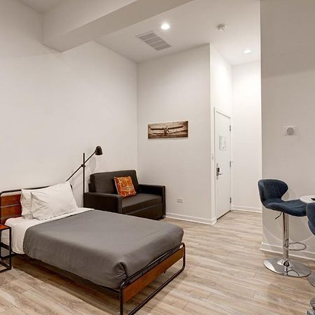 Cabin 105 By 747 Lofts Chicago Eksteriør billede
