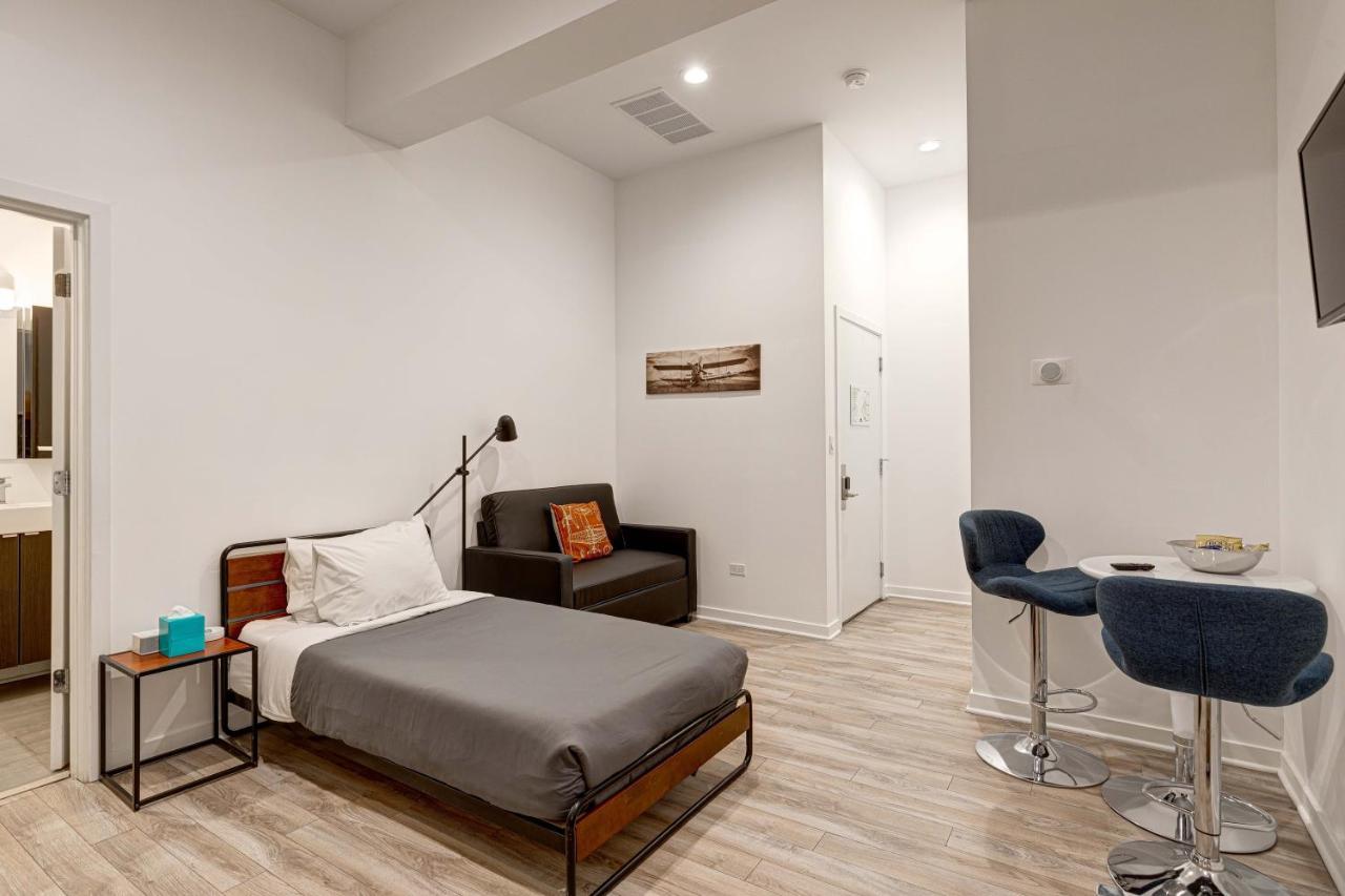 Cabin 105 By 747 Lofts Chicago Eksteriør billede